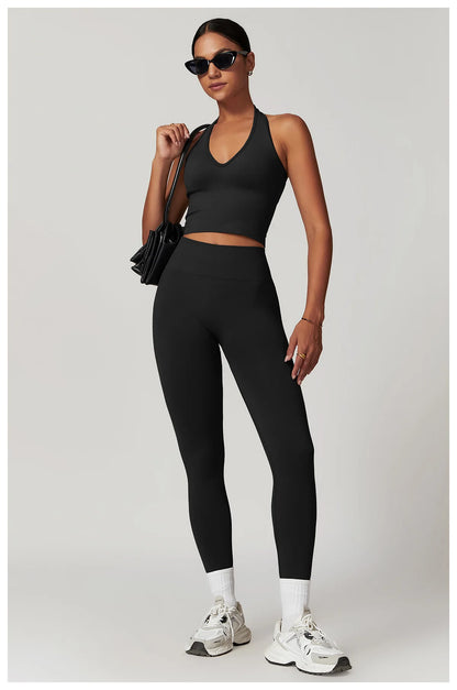 BOLD HALTER TOP