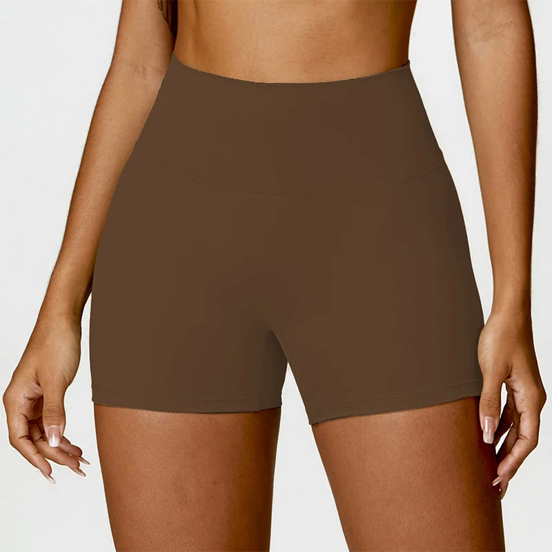 FORM SCRUNCH SHORTS